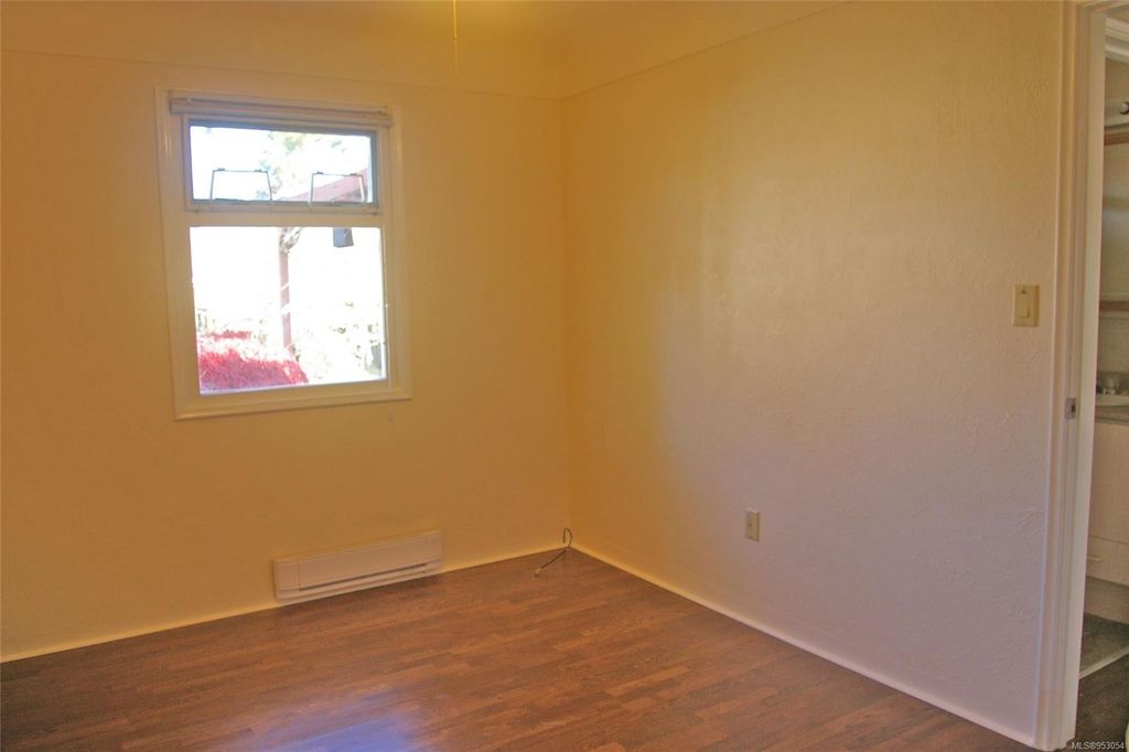 listing image 16040513736048123123