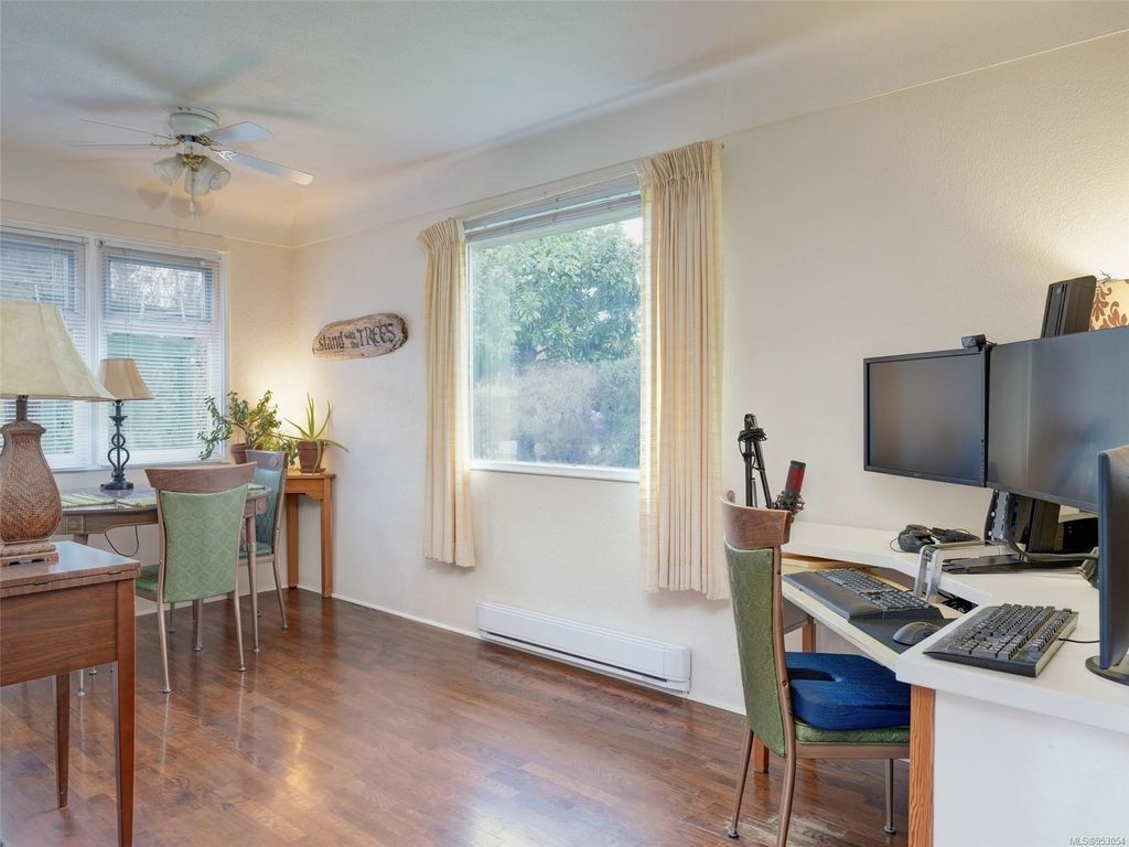 listing image 16043931386557053589