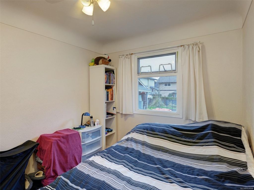 listing image 16041524530266293903