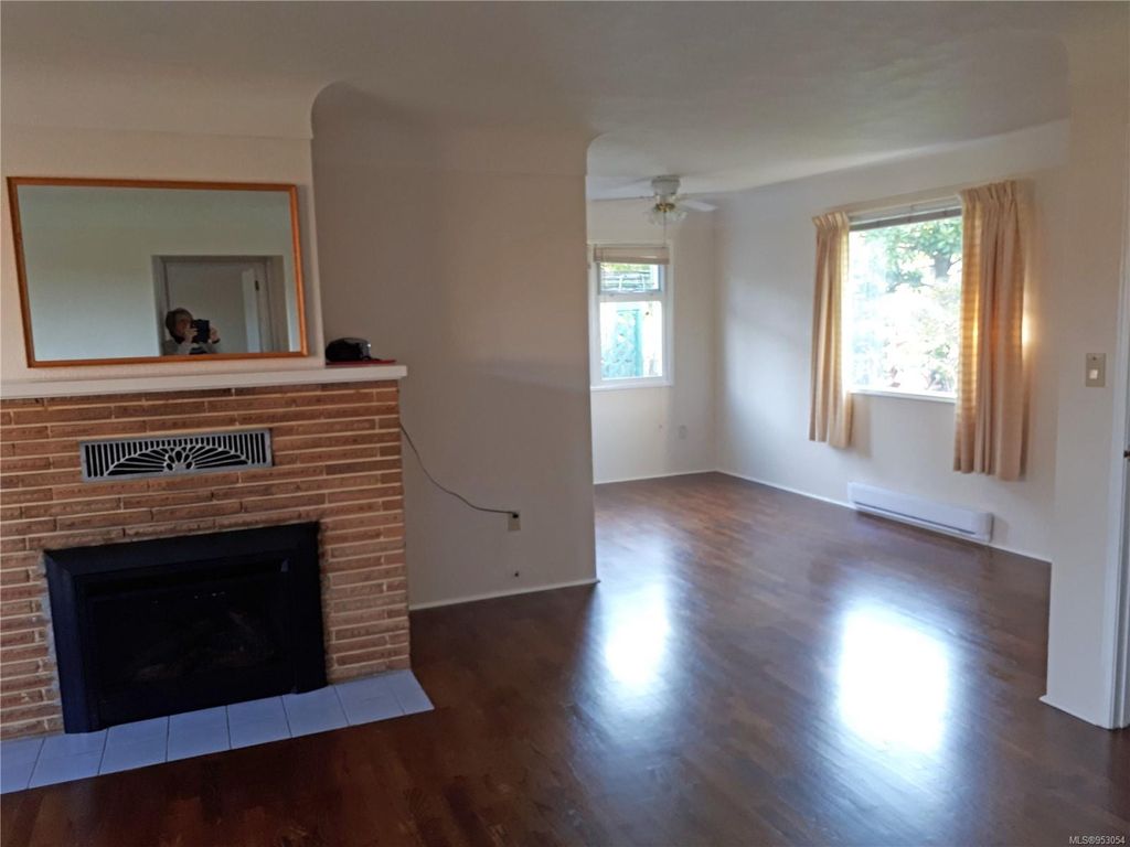 listing image 16040040229309164452