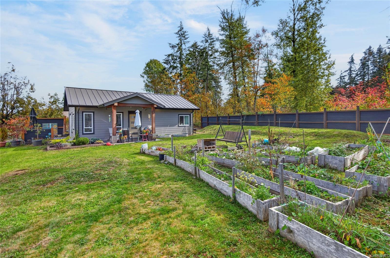 3386 Lake Trail Rd