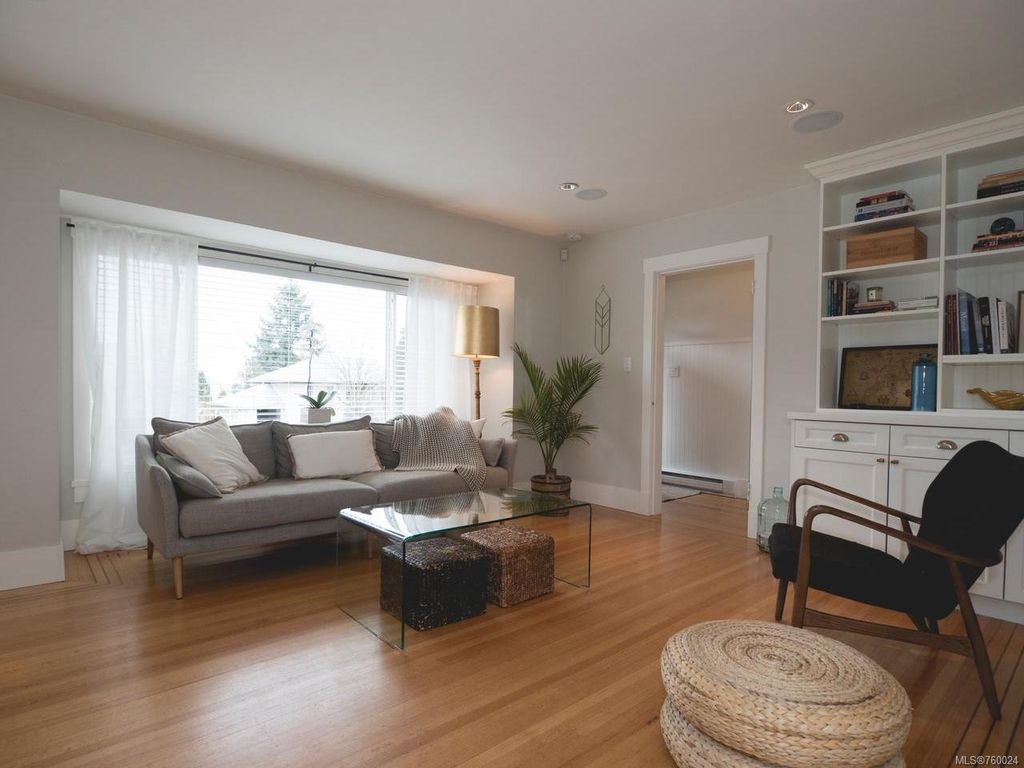 listing image 16041824303284150363