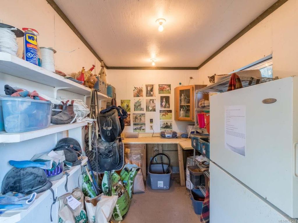 listing image 16041845484904124177