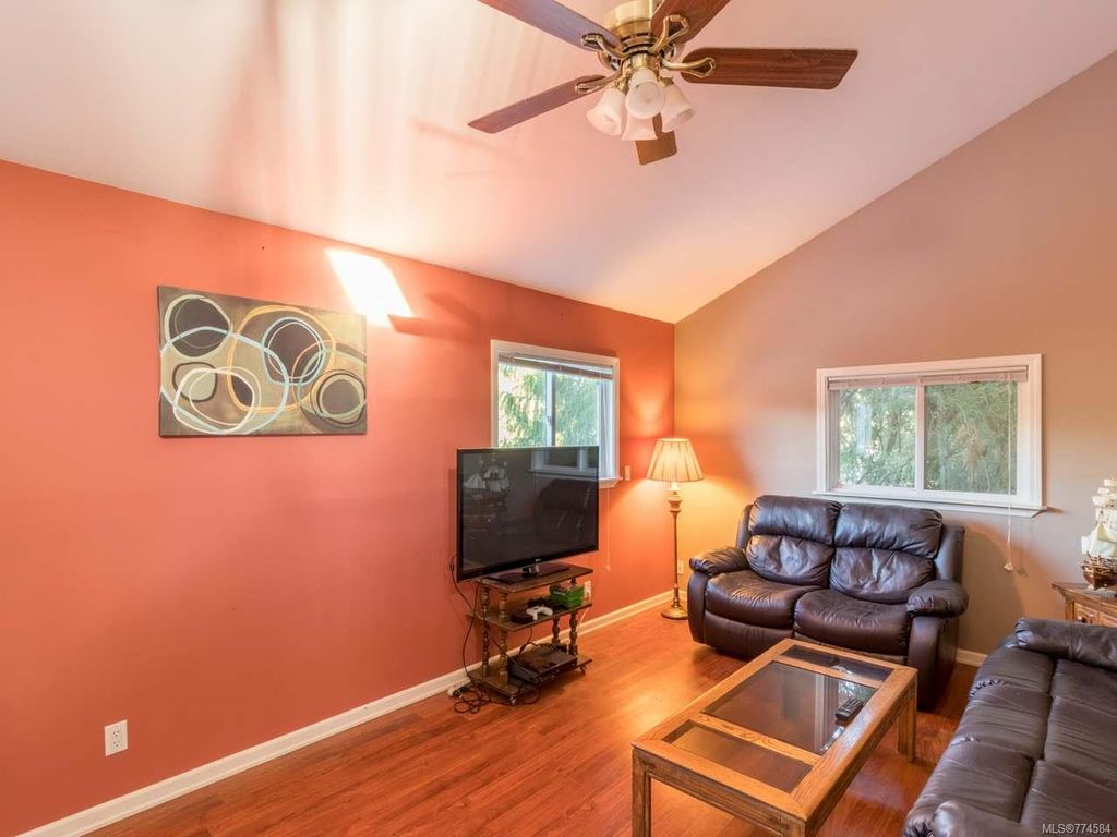 listing image 16045274092316927516