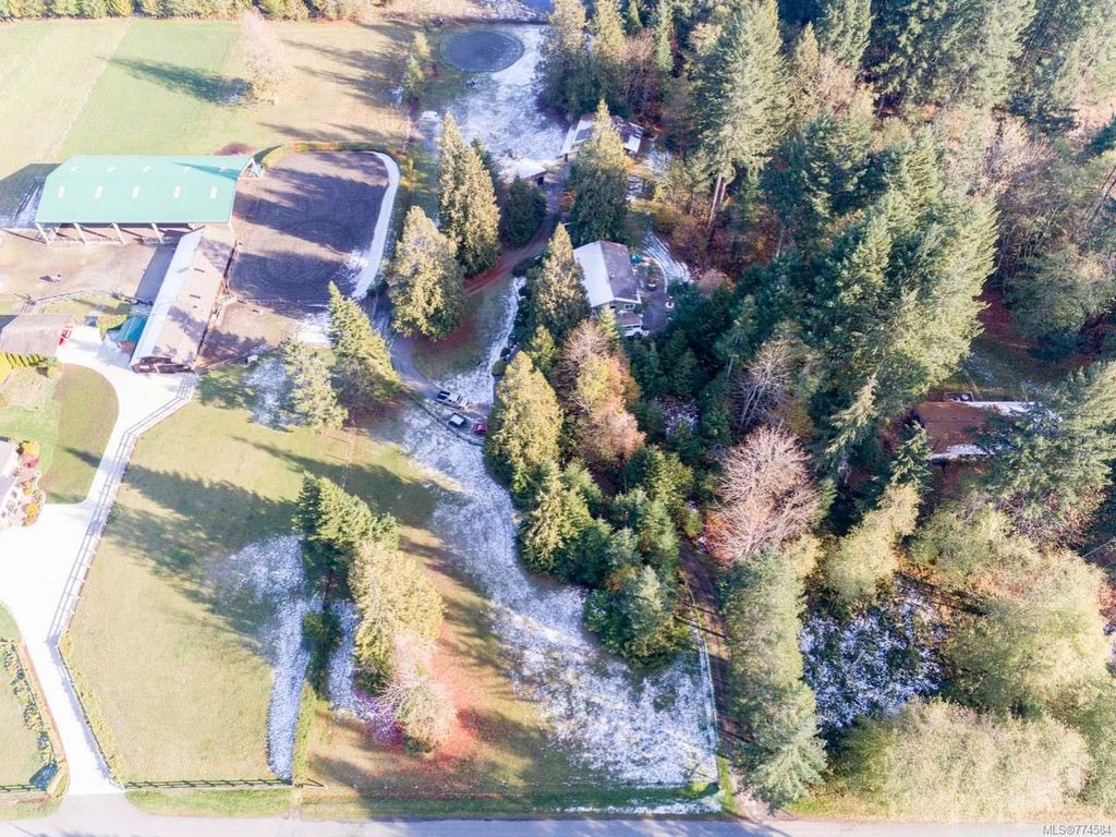 listing image 16046579115976373127