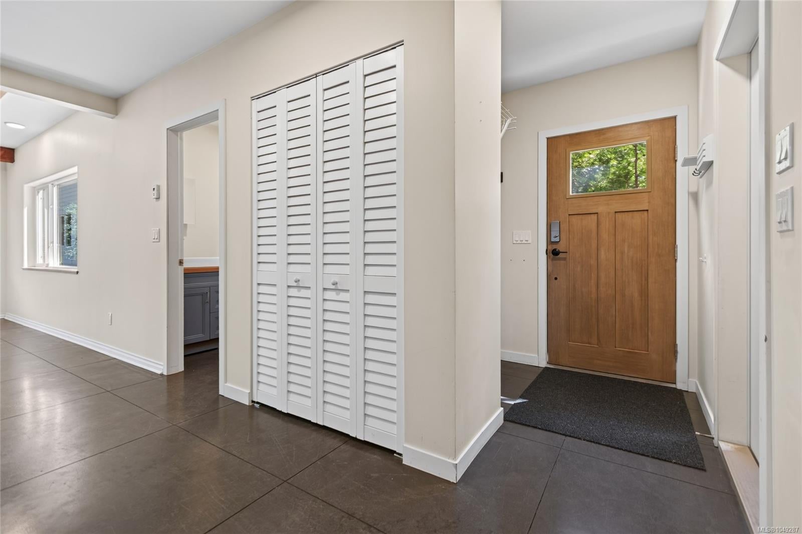 1162 Booth Rd SW