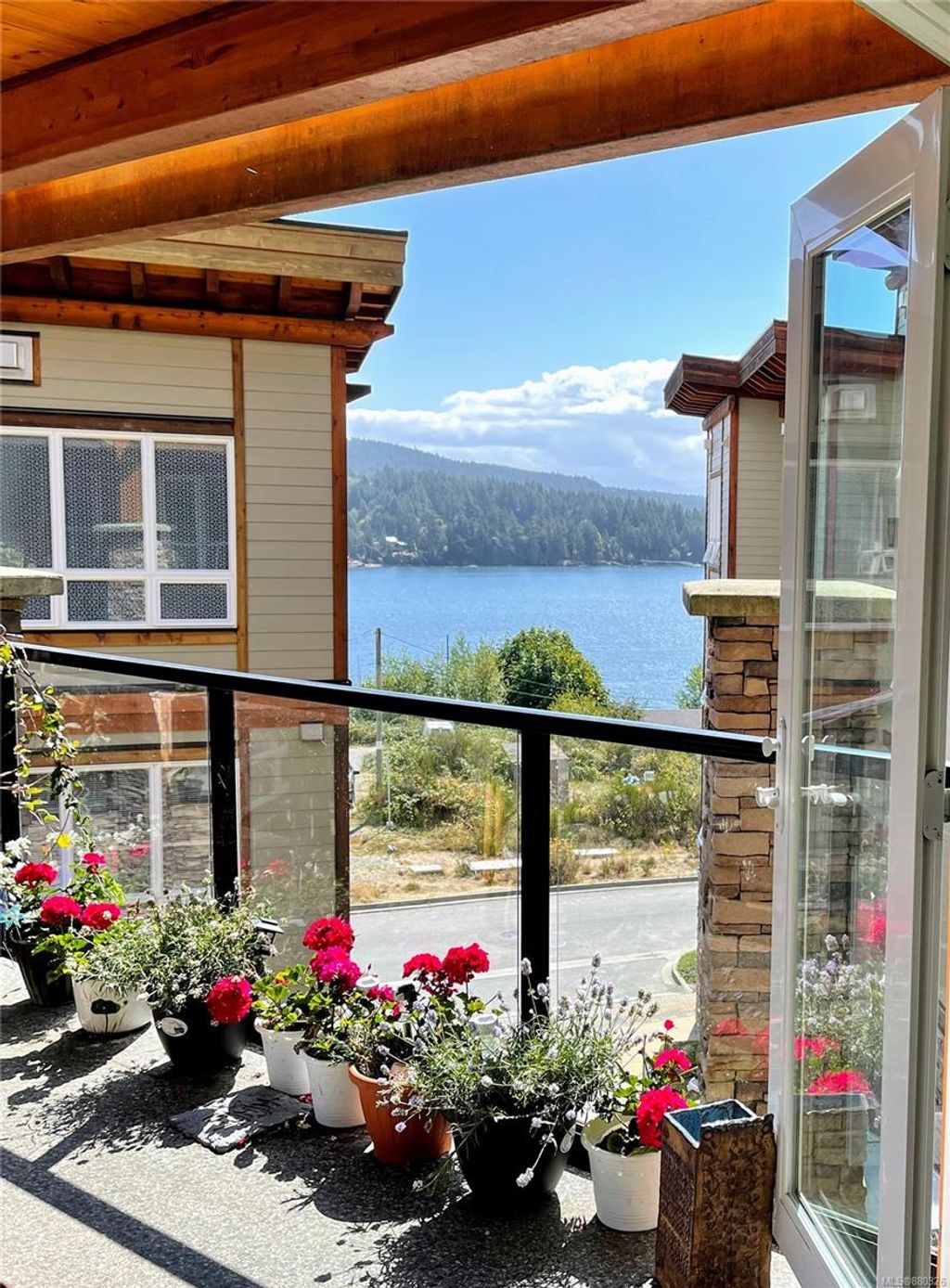 listing image 16043655034320169421