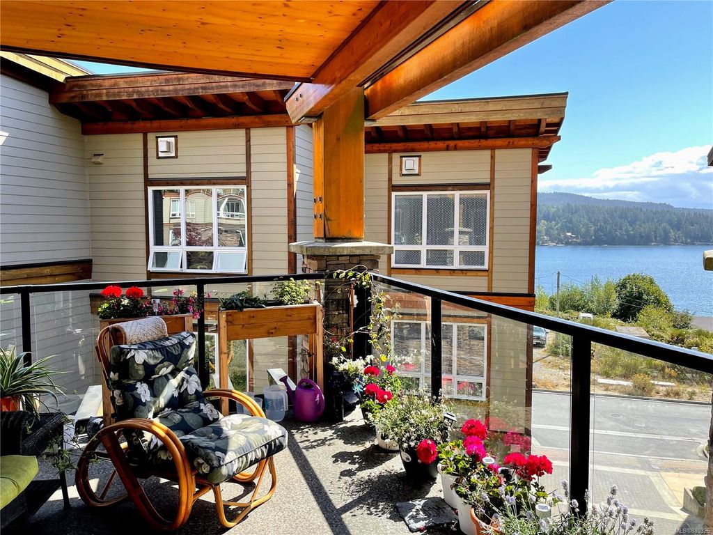 listing image 16042916556538374590