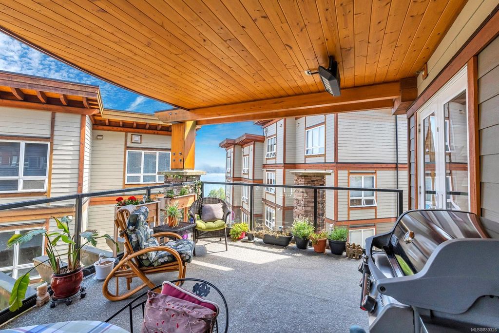 listing image 16042328827358745498