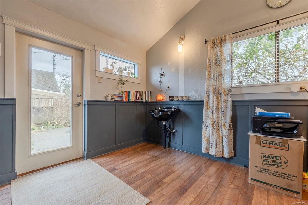 listing image 16042588370322324347