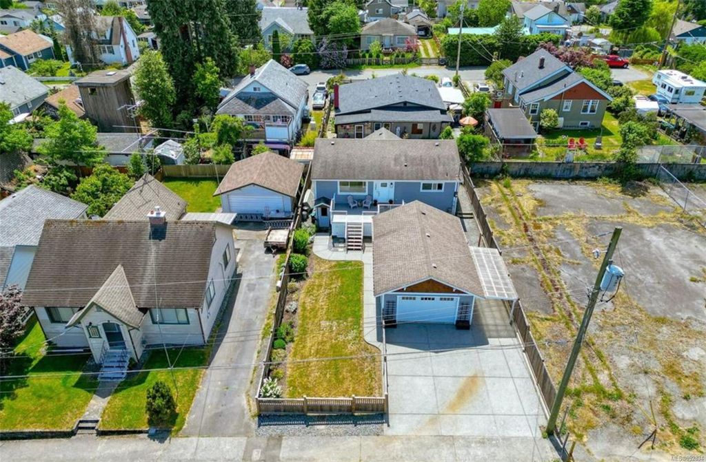 listing image 16047477221159651900