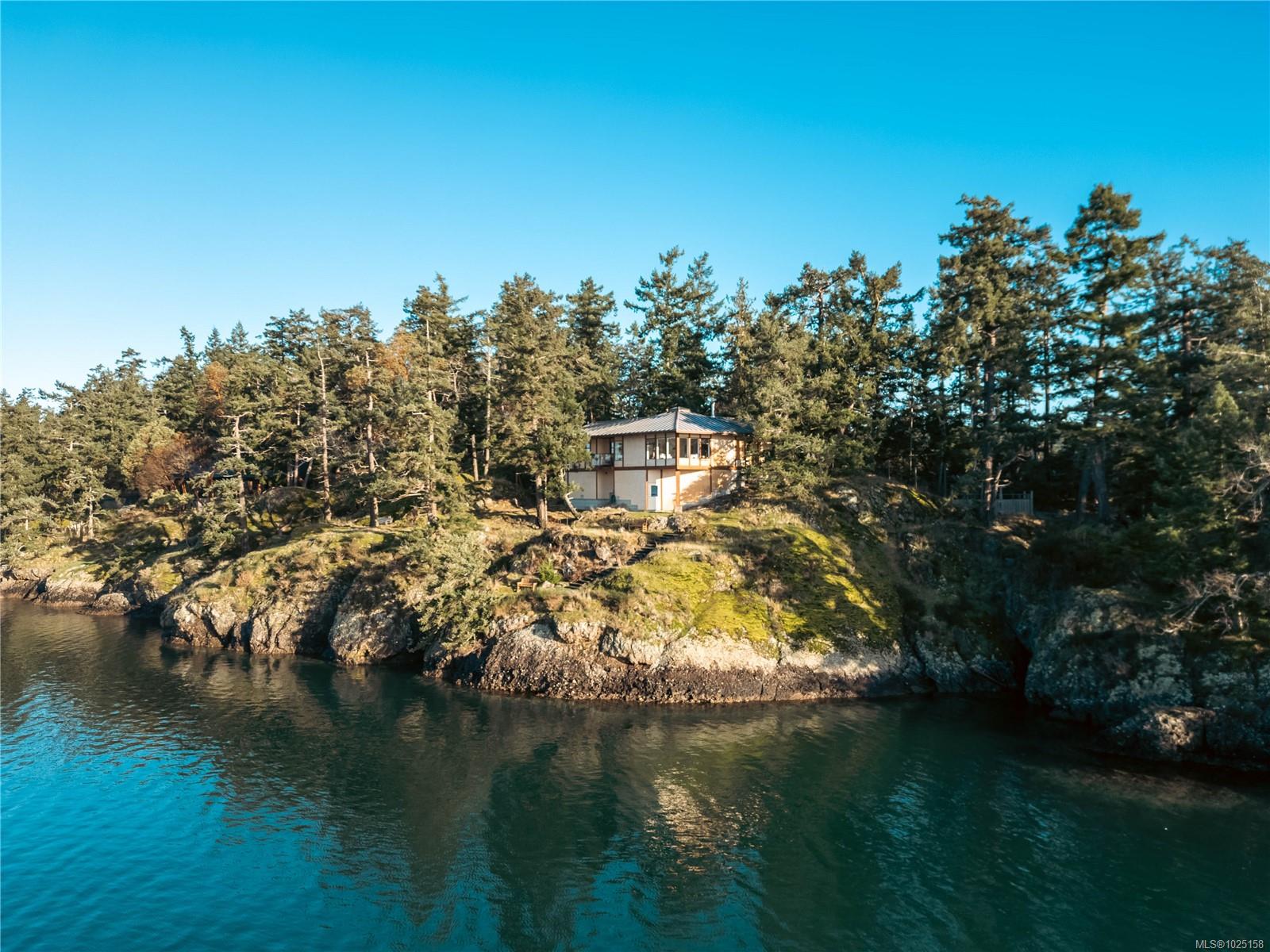 Salt Spring Realty 456 Scott Point Dr Salt Spring, Gulf Islands | House for Sale in Salt ...