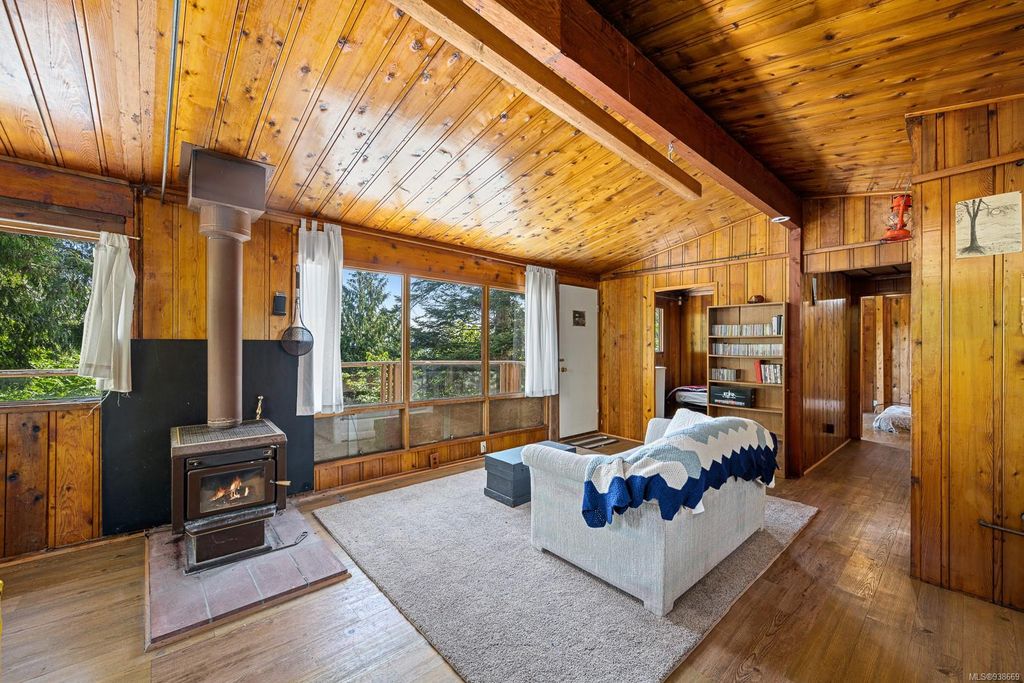 listing image 16045290624566859912