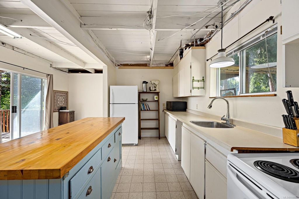 listing image 16041370707911962898