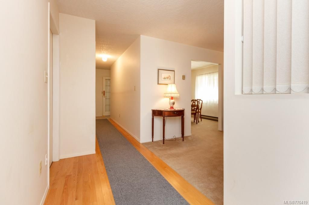 listing image 16049743744712646313