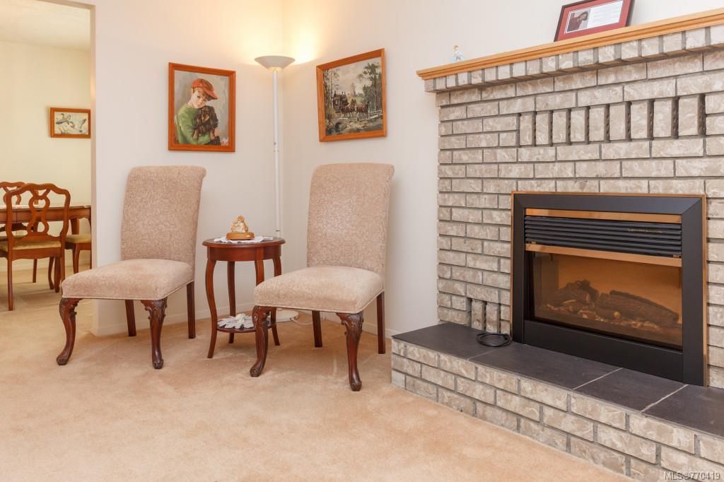listing image 16042747739228747888
