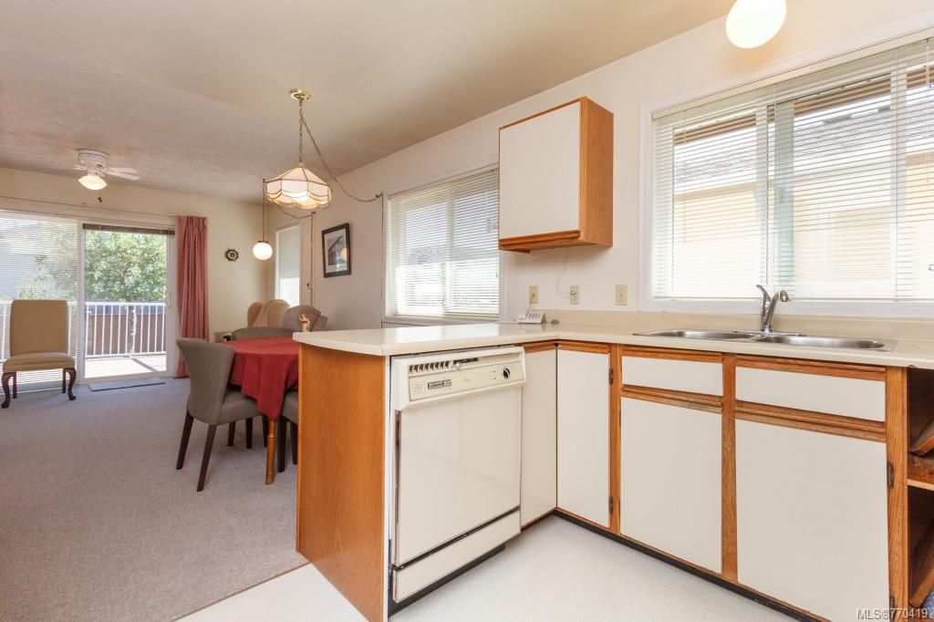 listing image 16043392065607156308