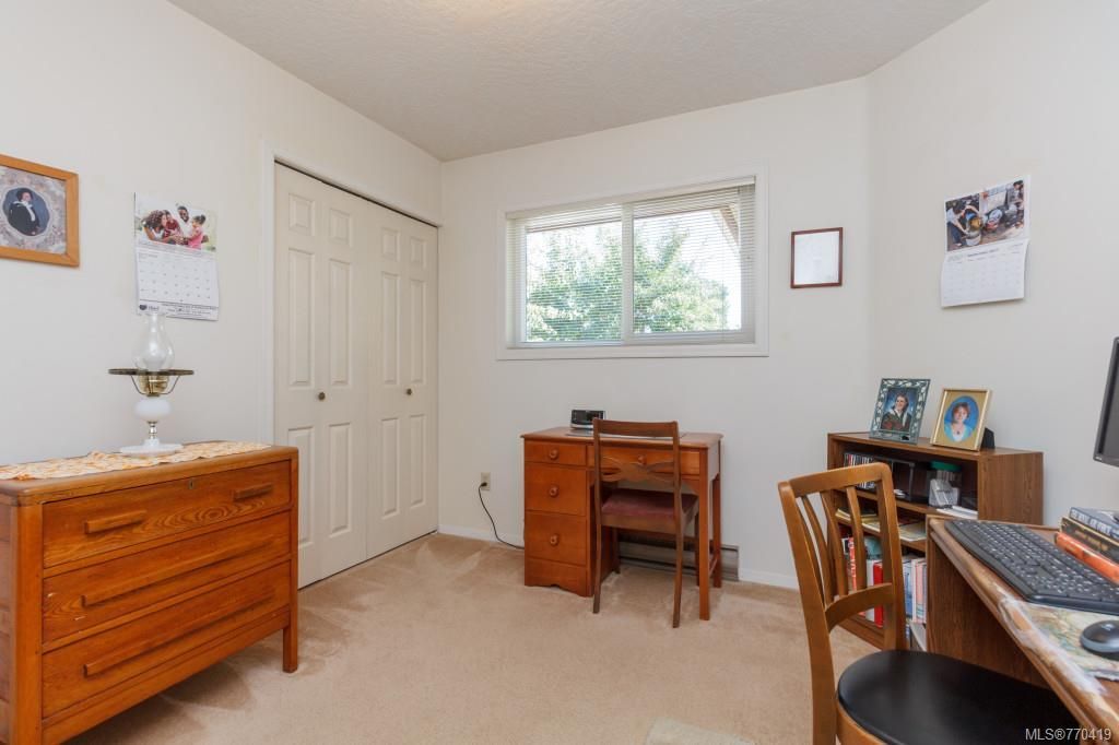 listing image 16049400908714603101