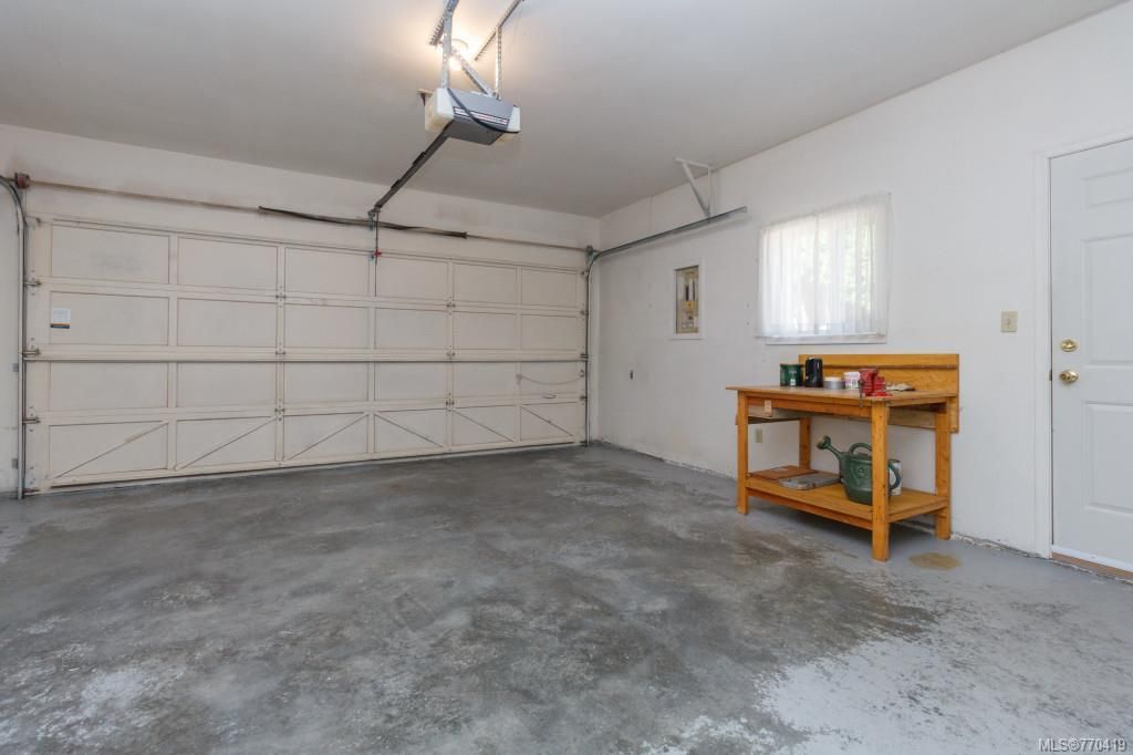 listing image 16046137916272736391