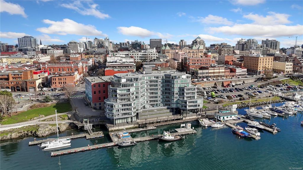 listing image 16048176406534318390