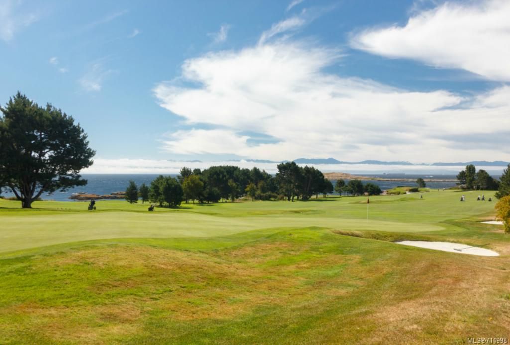 listing image 16044356121124842888