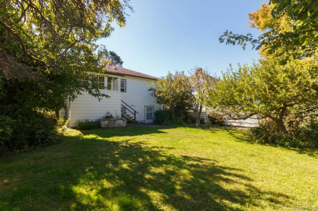 listing image 16046267061279432257