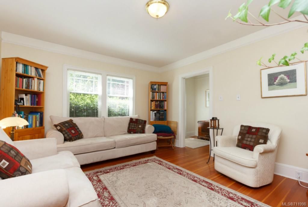 listing image 16043847816275778238