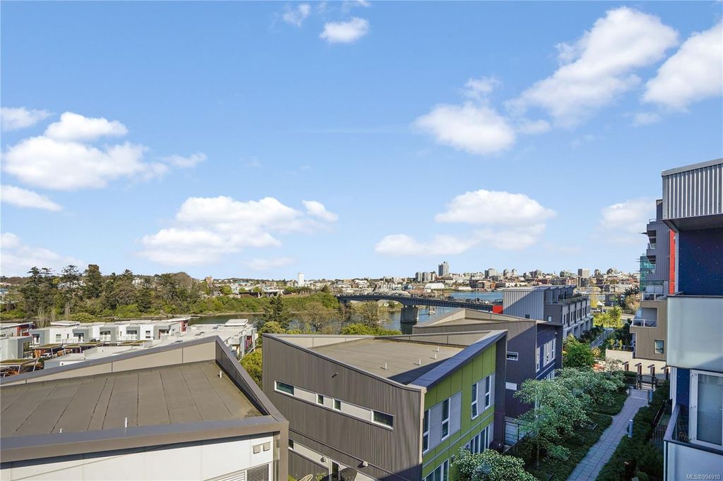 listing image 16048336731563313566