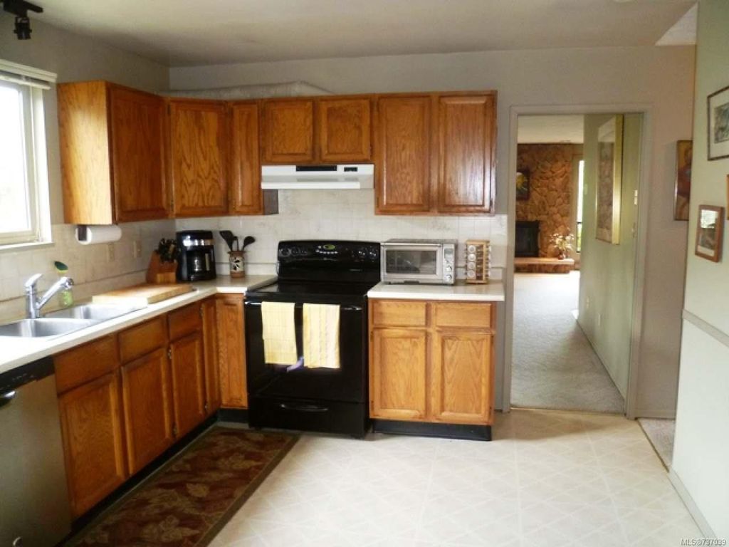 listing image 16042881643630903179
