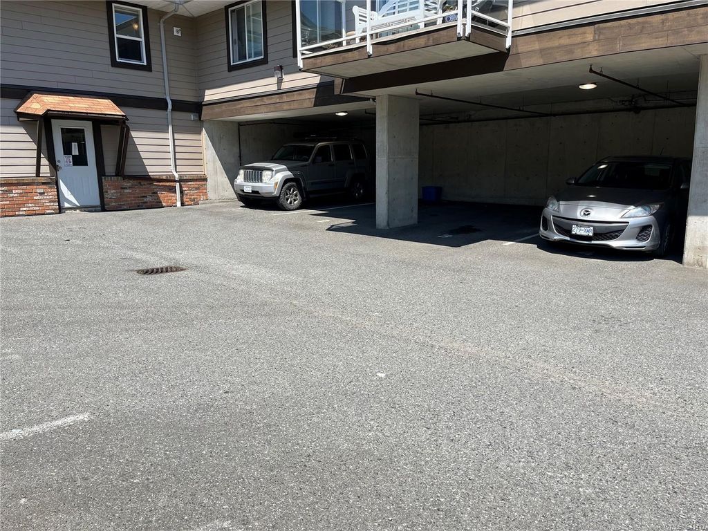 listing image 16048009673411618390