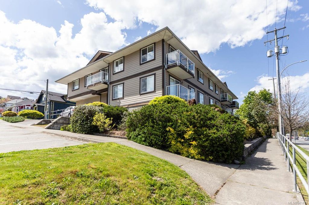listing image 16042463794624359616