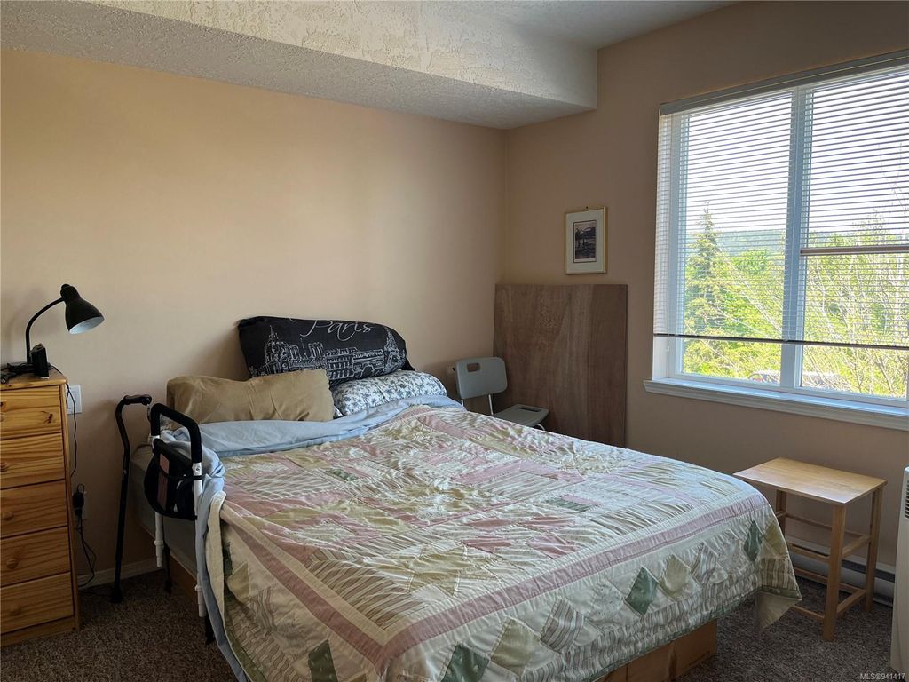 listing image 16043742670676884102