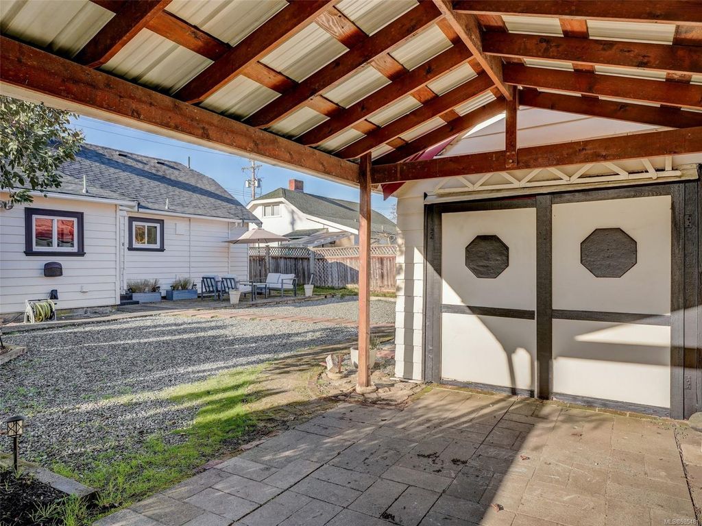 listing image 16047568671677932058