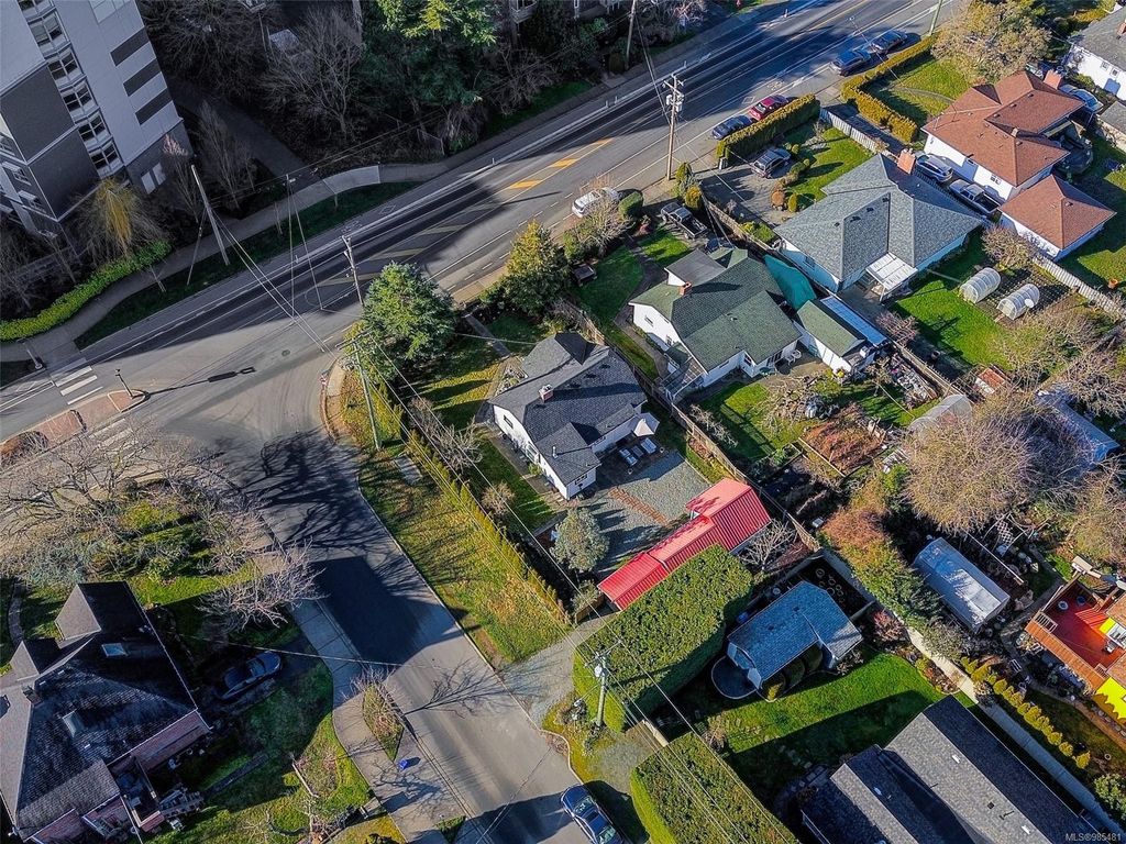listing image 16046897168286515352