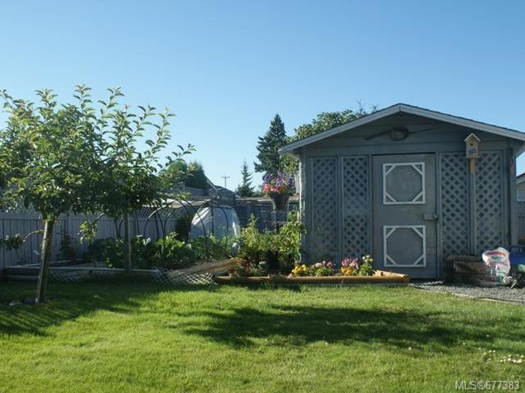 listing image 16048979074907776515