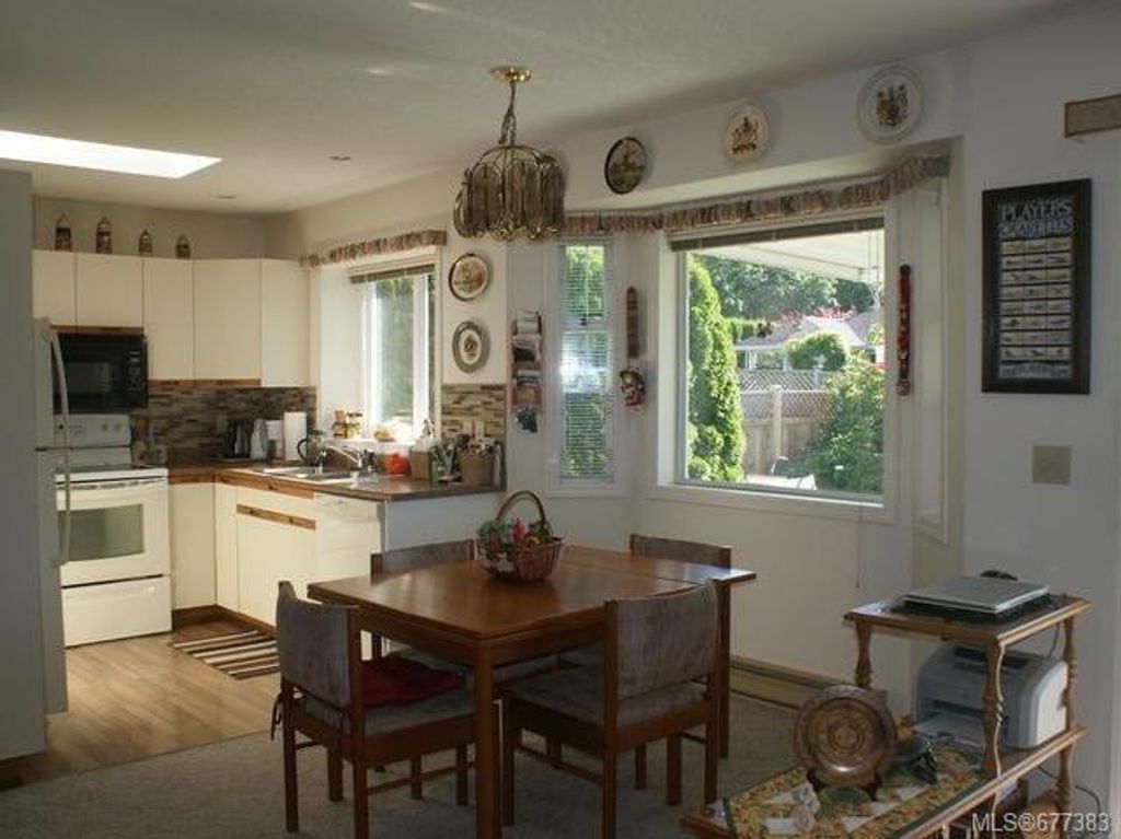 listing image 16043586587112312430
