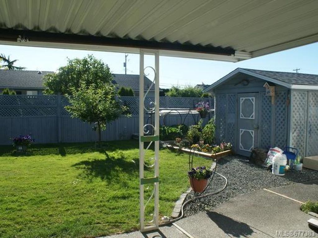 listing image 16048597302572981536