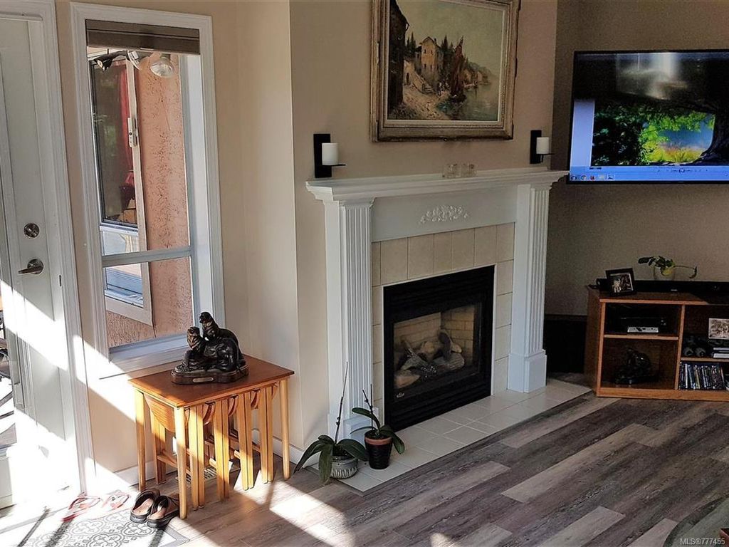 listing image 16040438441551586095