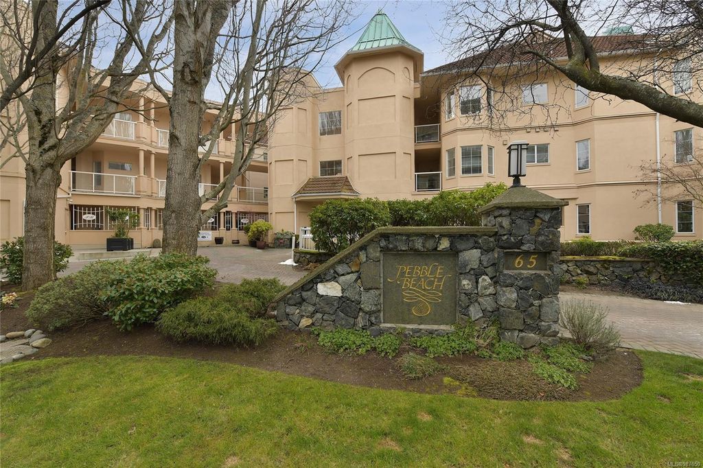 listing image 16044002815097987484