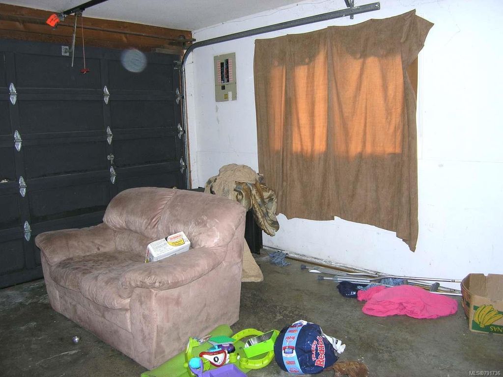 listing image 16047386219268563467
