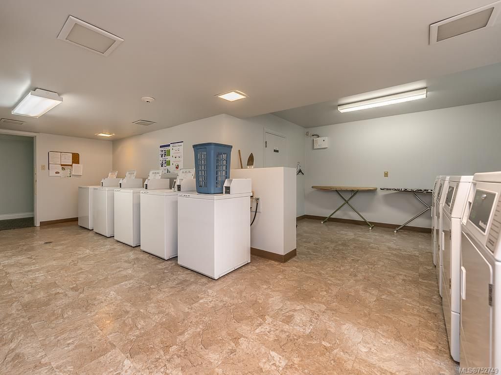 listing image 16042299766479427338