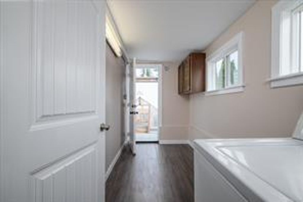 listing image 16044320508356392822