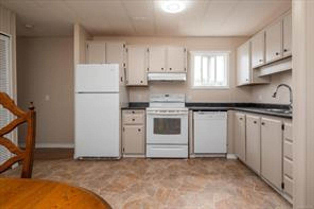 listing image 16046175524324734412