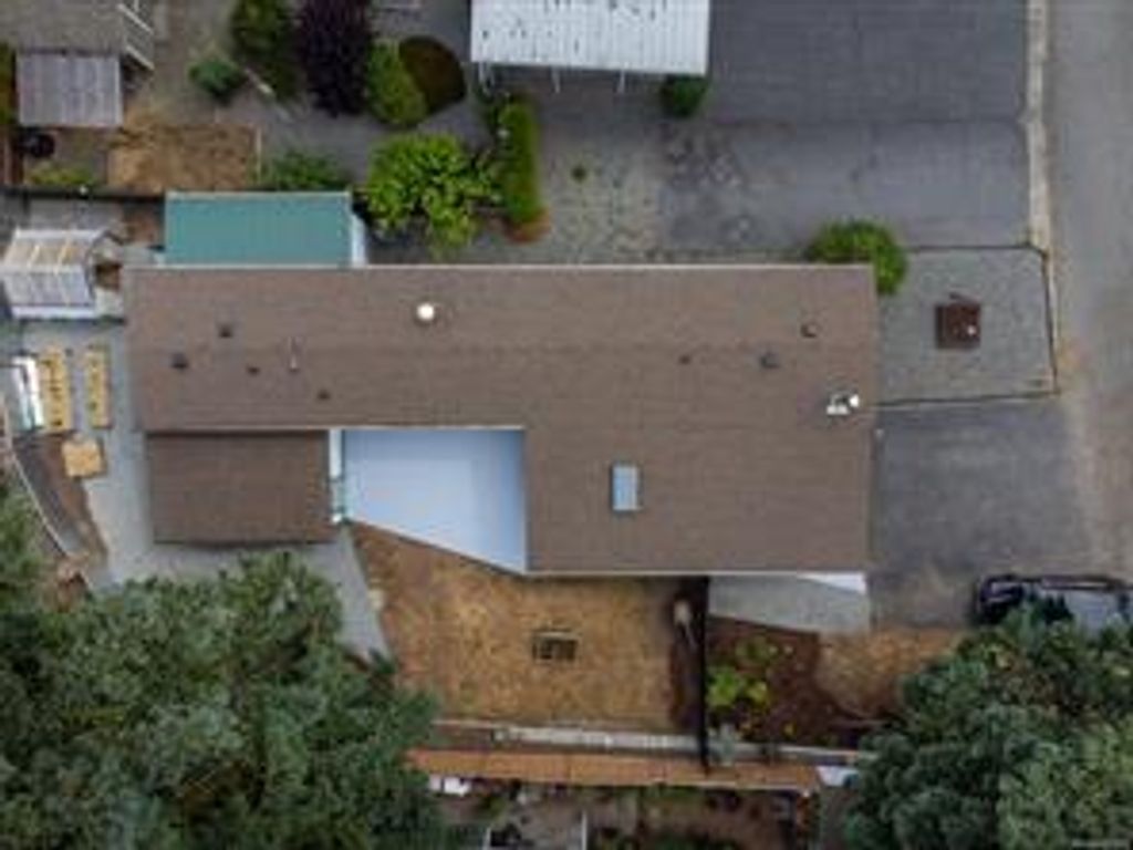 listing image 16047345258653348125