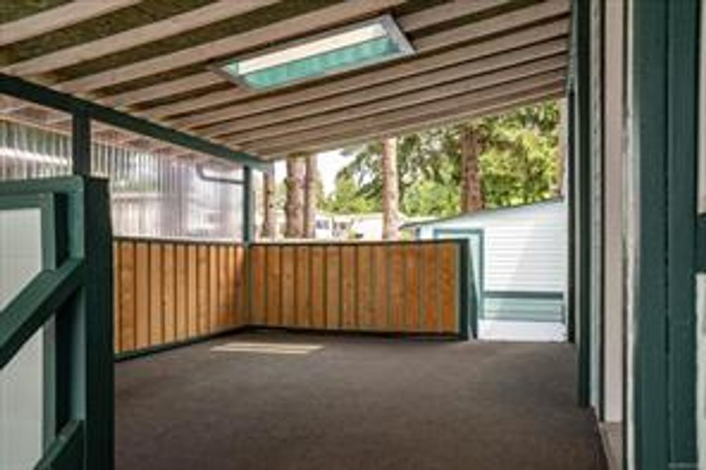 listing image 16041253001933543489