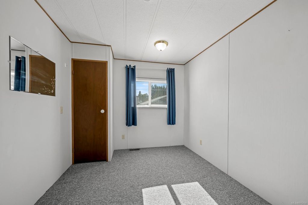 listing image 16047776770373821317