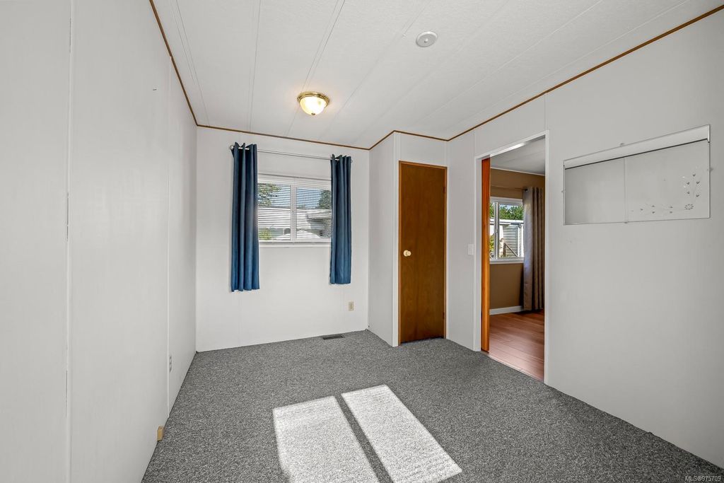 listing image 16042373969255459240