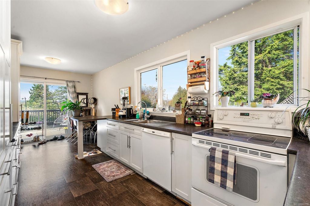 listing image 16042023397746863896