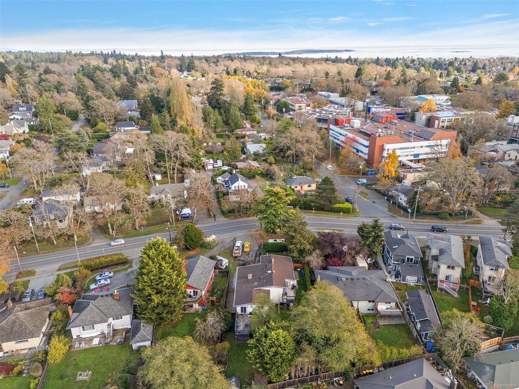 listing image 16041977075060720572