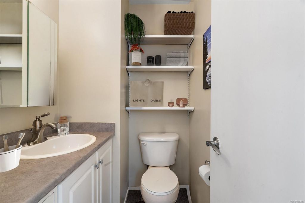 listing image 16043552768062836336